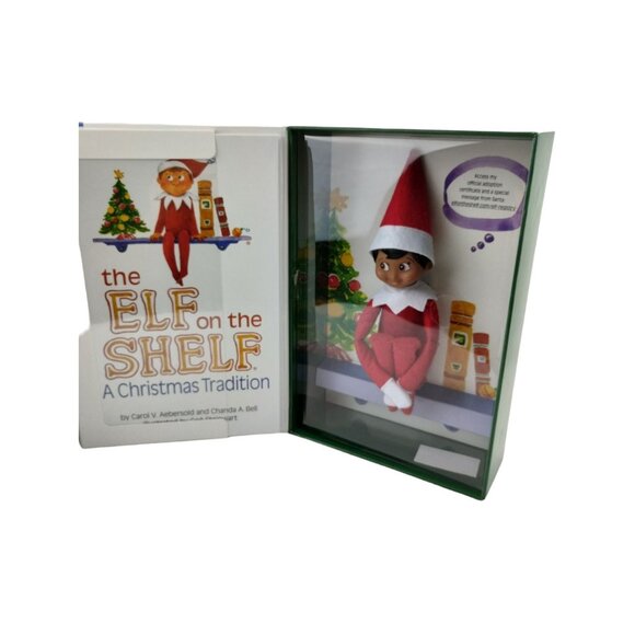 Elf on the Shelf Christmas Bundle Includes Elves at Play and Reindeer Pet New - Picture 4 of 10